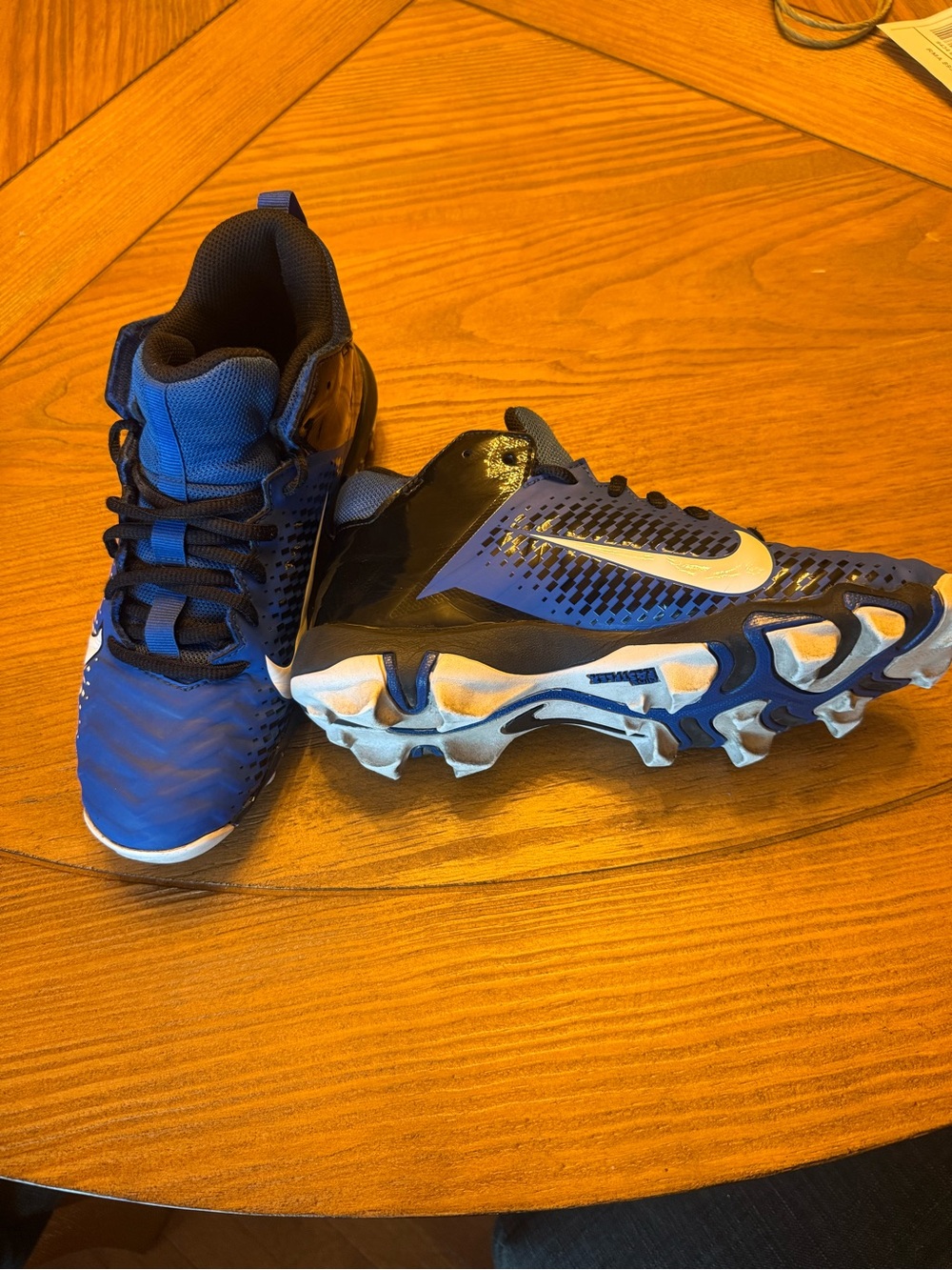 Nike FastFlex Alpha Menace youth football cleats